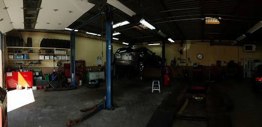 Auto Repair Shop «KG Auto Repair», reviews and photos, 264 S Broadway, Lawrence, MA 01843, USA