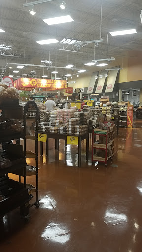 Grocery Store «Fred Meyer», reviews and photos, 19200 SW Martinazzi Ave, Tualatin, OR 97062, USA