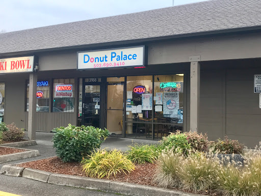 Donut Shop «Donut Palace», reviews and photos, 3164 NW 185th Ave, Portland, OR 97229, USA