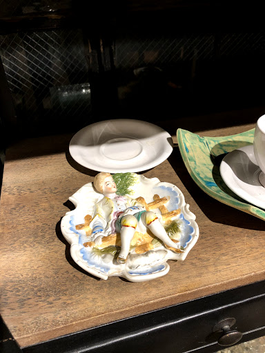 Thrift Store «City Opera Thrift Shop», reviews and photos