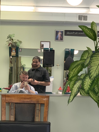 Beauty Salon «Royal Clips Barber Shop», reviews and photos, 4316 Rochester Rd, Royal Oak, MI 48073, USA