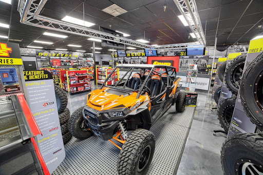 Truck Accessories Store «4 Wheel Parts - Fresno», reviews and photos, 4326 N Blackstone Ave, Fresno, CA 93726, USA