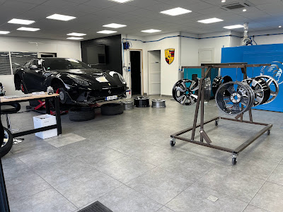 Jantes Solutions - Réparation | Dévoilage | Personnalisation | Fissure| Spécialiste jantes alu auto/moto & spot Repair à Coignières