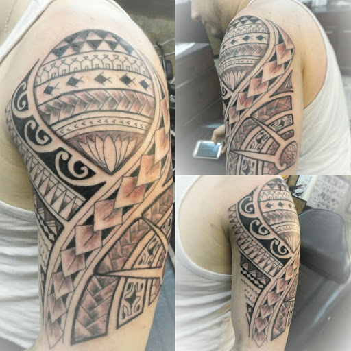 Tattoo Shop «Tonys Tattoos Body Piercing», reviews and photos, 473 Old Country Rd, Westbury, NY 11590, USA