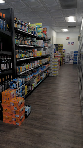 Liquor Store «Lyndwood Square Wine & Spirits», reviews and photos, 6010 Marshalee Dr #260, Elkridge, MD 21075, USA