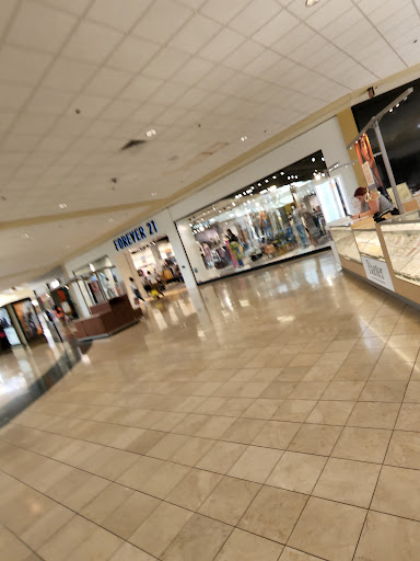 Shopping Mall «Lehigh Valley Mall», reviews and photos, 250 Lehigh Valley Mall, Whitehall, PA 18052, USA