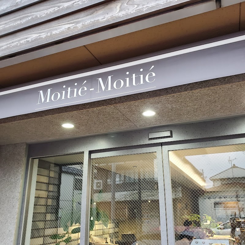 チーズとワインMoitiè-Moitiè（モワチエ-モワチエ）
