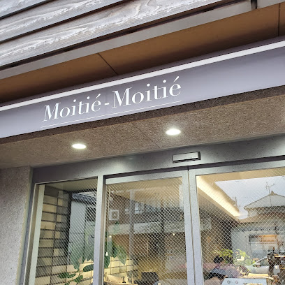 チーズとワインMoitiè-Moitiè（モアチエモアチエ）