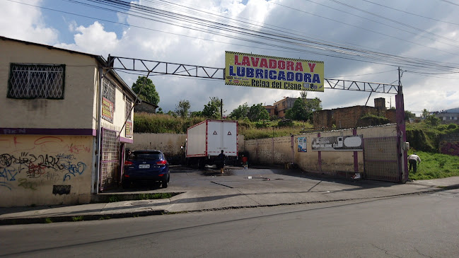 Opiniones de Lavadora y lubricadora "Reina del Cisne" en Quito - Servicio de lavado de coches