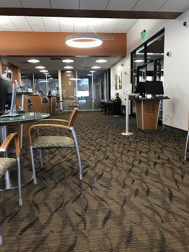 Federal Credit Union «UFCU Steck Financial Center», reviews and photos
