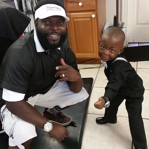 Barber Shop «Royal Kutz Barber Shop», reviews and photos, 1244 N Belt Line Rd, Irving, TX 75061, USA