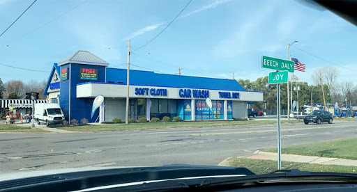 Magical Touch Car Wash en Redford Charter Twp