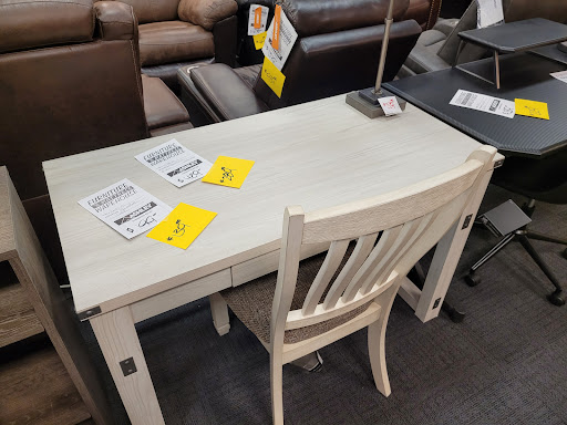 Furniture Store «Furniture and Mattress Warehouse», reviews and photos, 12386 Felch St, Holland, MI 49424, USA