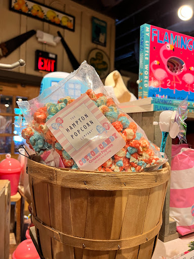 American Restaurant «Cracker Barrel Old Country Store», reviews and photos, 2920 Hospitality St, Tallahassee, FL 32303, USA