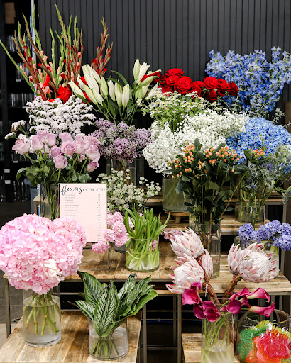 Florist «In Bloom Florist- Orlando, Florida», reviews and photos, 325 W Gore St, Orlando, FL 32806, USA