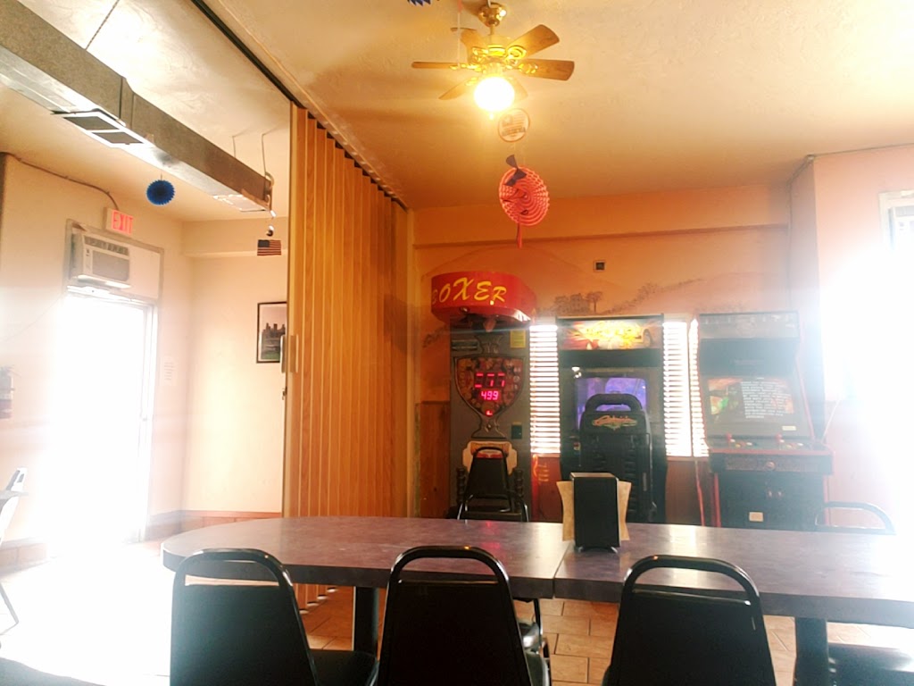 Fernando's Barber Shop 99344
