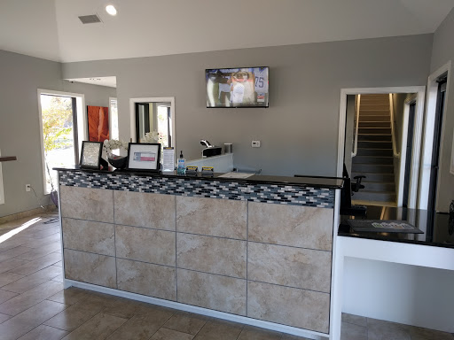 Auto Repair Shop «Kwik Kar Lube & Auto Repair», reviews and photos, 1049 Marsh Ln, Carrollton, TX 75006, USA