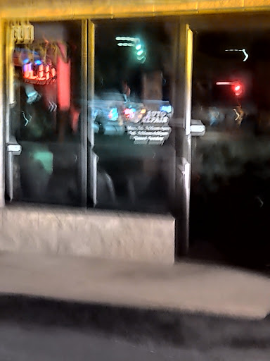 Auto Repair Shop «TJ Auto Repair Ltd», reviews and photos, 601 S Carlton Ave, Wheaton, IL 60187, USA