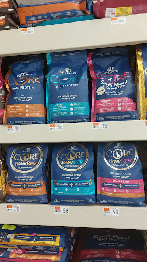 Pet Supply Store «Pet Supplies Plus», reviews and photos, 5708 State St, Saginaw, MI 48603, USA