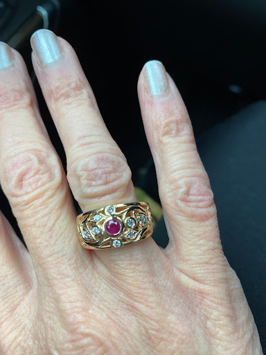 Antique Store «Belmont Coin & Jewelry», reviews and photos, 2749 Wilmington Pike, Dayton, OH 45419, USA