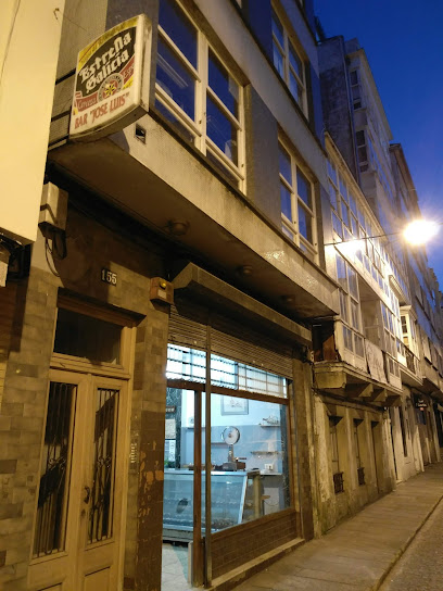 Bar Jose Luis - Rúa María, 159, 15401 Ferrol, A Coruña, Spain