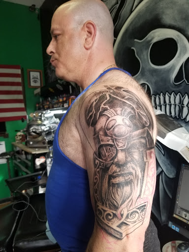 Tattoo Shop «Black Shamrock Tattoo Shop», reviews and photos, 6604 Beach Dr SW, Ocean Isle Beach, NC 28469, USA