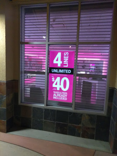 Cell Phone Store «T-Mobile», reviews and photos, 5050 Arlington Ave Suite 100, Riverside, CA 92504, USA