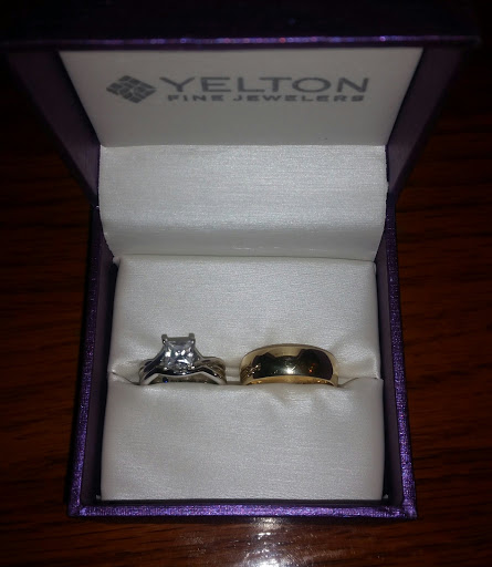 Jewelry Store «Yelton Fine Jewelers», reviews and photos, 9263 Schulze Dr, West Chester Township, OH 45069, USA