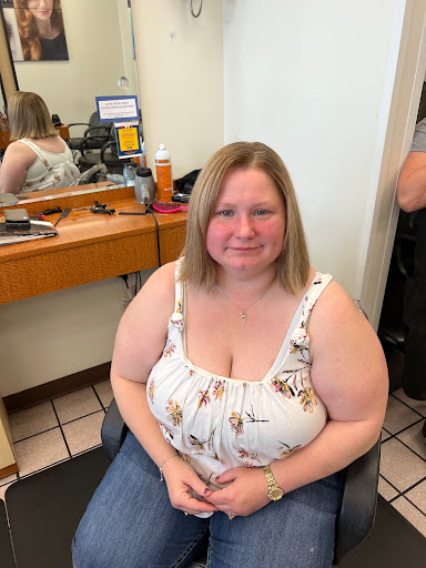 Hair Salon «Hair Cuttery», reviews and photos, 2701 SW College Rd, Ocala, FL 34474, USA