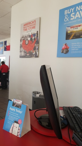 Tire Shop «Discount Tire Store - Cypress, TX», reviews and photos, 17326 Spring Cypress Rd, Cypress, TX 77429, USA