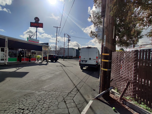 Donut Shop «Supreme Doughnut», reviews and photos, 1093 Foxworthy Ave, San Jose, CA 95118, USA