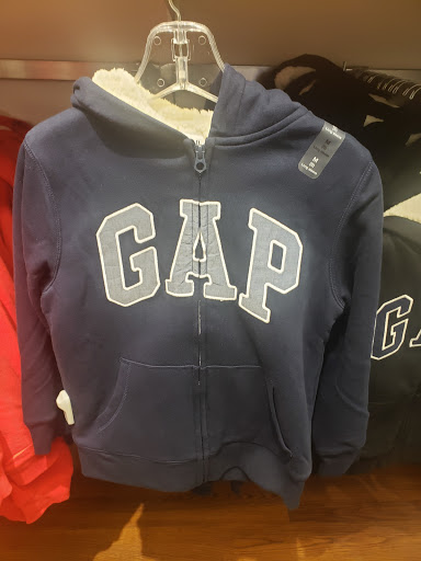 Clothing Store «Gap Outlet», reviews and photos, 55 Bay St, Long Beach, CA 90802, USA