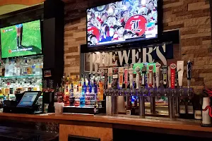 Brewer's Sports Bar & Grill image