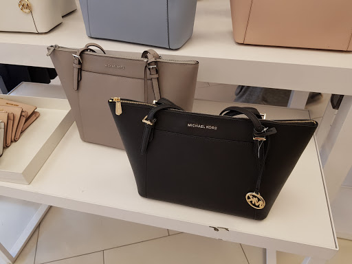 Fashion Accessories Store «Michael Kors», reviews and photos, 845 Market St #137, San Francisco, CA 94103, USA