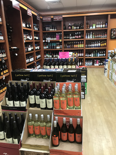 Wine Store «South Plank Wine & Spirits Inc», reviews and photos, 181 S Plank Rd, Newburgh, NY 12550, USA