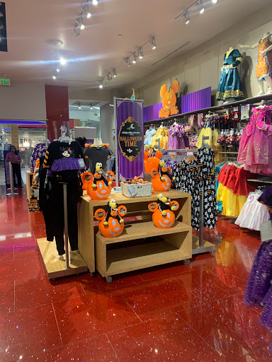 Toy Store «Disney Store», reviews and photos, 2000 Willowbrook Dr, Houston, TX 77070, USA