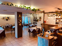 Atmosphère du Restaurant La Terrasse de Montfaucon - n°2