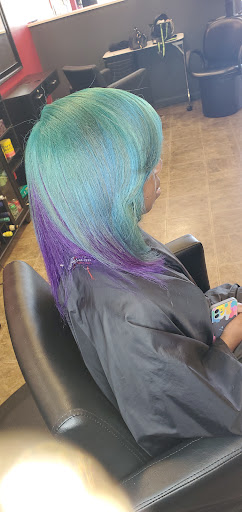 Hair Salon «Platinum Plus Hair Salon», reviews and photos, 1131 Meredith Park Dr, McDonough, GA 30253, USA