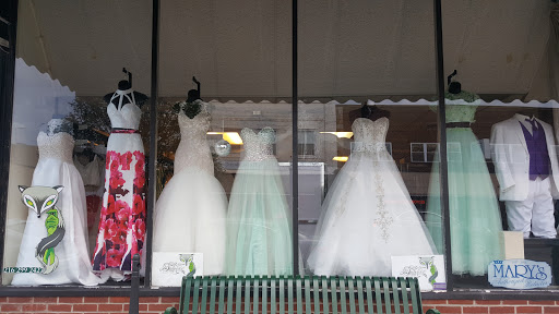 Formal Wear Store «Darlafoxx», reviews and photos, 662 Broadway Ave, Bedford, OH 44146, USA