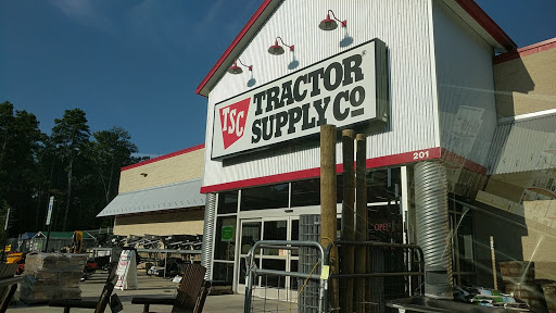 Home Improvement Store «Tractor Supply Co.», reviews and photos, 201 Junction Dr, Ashland, VA 23005, USA
