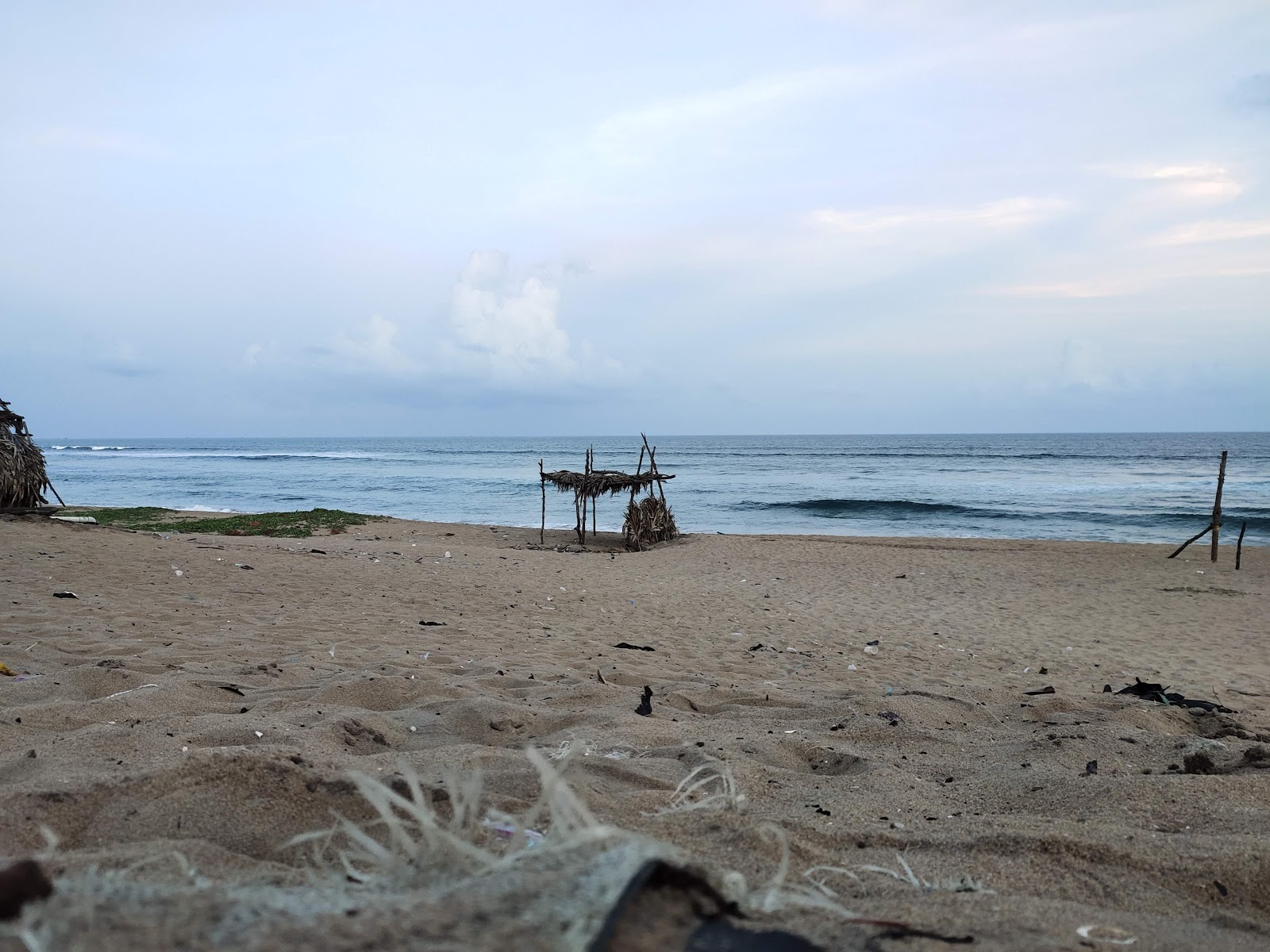 Fotografie cu Naba Beach - locul popular printre cunoscătorii de relaxare