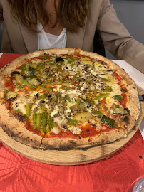 Pizza du Restaurant italien Mediterraneo à Saint-Denis - n°11