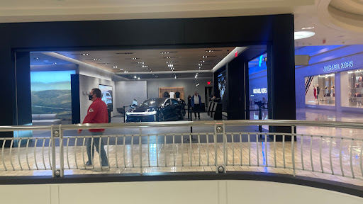 Computer Store «Apple Tysons Corner», reviews and photos, 1961 Chain Bridge Rd, McLean, VA 22102, USA