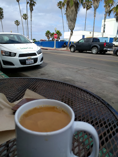 Newbreak Coffee & Cafe