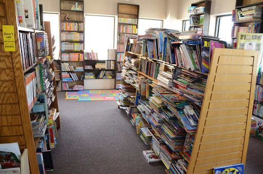 Used Book Store «Book Market Sales & Trading», reviews and photos, 2365 Plainfield Rd, Crest Hill, IL 60403, USA