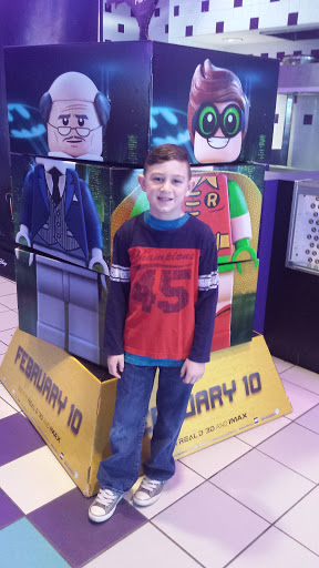 Movie Theater «Regal Cinemas Niagara Falls 12», reviews and photos, 720 Builders Way, Niagara Falls, NY 14304, USA