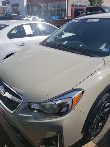 Toyota Dealer «AutoNation Toyota Leesburg», reviews and photos, 1 Cardinal Park Dr SE, Leesburg, VA 20175, USA