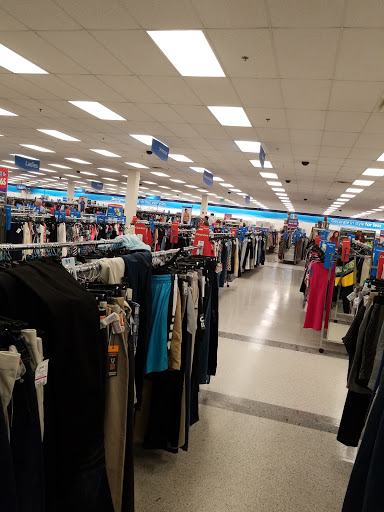 Clothing Store «Ross Dress for Less», reviews and photos, 2540 Cumberland Blvd SE, Smyrna, GA 30080, USA