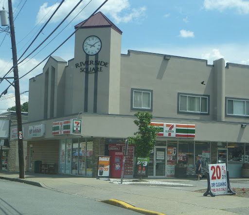 Convenience Store «7-Eleven», reviews and photos, 2 Riverside Square, Bloomingdale, NJ 07403, USA