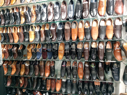 Stores to buy cowboy boots Delhi